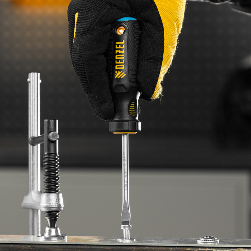 Отвертка, SL5x75 мм, S2, 3к рукоятка Denzel по ценам производителя в Екатеринбурге с доставкой по всей России