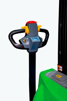 Штабелер самоходный 1,5 т 3,0 м TOR WS15H-3000SC PRO Li-ion 24/60 В/Ач контр. скорости подъема по ценам производителя в Екатеринбурге с доставкой по всей России