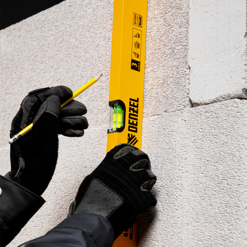 Уровень алюминиевый, 600 мм, фрезерованный, 3 глазка Denzel по ценам производителя в Екатеринбурге с доставкой по всей России