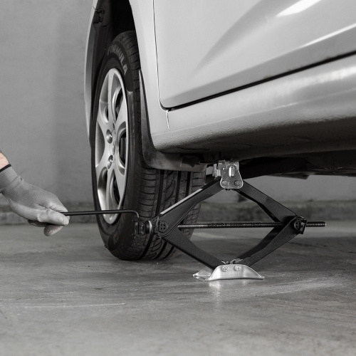 Домкрат ромбический винтовой универсальный ТУ 5.16-469-0213-04, 0,9 т, 100-395 мм Россия по ценам производителя в Екатеринбурге с доставкой по всей России