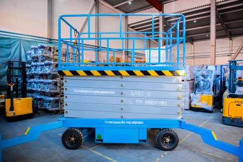 Подъемник ножничный передвижной аккумуляторный 500 кг, 12/14 м, 24/85 В/Ач TOR SJY-0,5-12 DC по ценам производителя в Екатеринбурге с доставкой по всей России