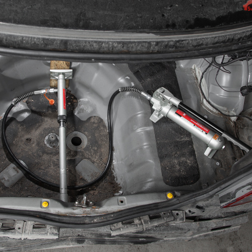 Растяжка гидравлическая, 10 т, набор из 17 предметов, 7 сменных насадок, в пластиковом кейсе Matrix по ценам производителя в Екатеринбурге с доставкой по всей России