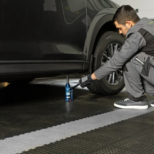 Домкрат гидравлический бутылочный, 2 т, h подъема 178-338 мм, в пластиковом кейсе Stels по ценам производителя в Екатеринбурге с доставкой по всей России