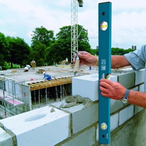 Уровень алюминиевый усиленный, 600 мм, 3 глазка Gross по ценам производителя в Екатеринбурге с доставкой по всей России