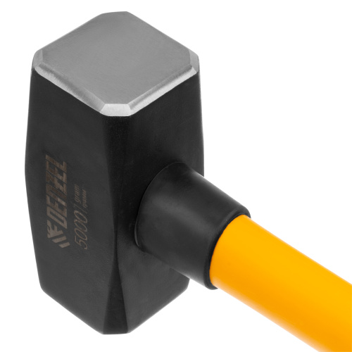 Кувалда 5000 г, кованая, фибергласовая  рукоятка c TPR покрытием, 880 мм Denzel по ценам производителя в Екатеринбурге с доставкой по всей России