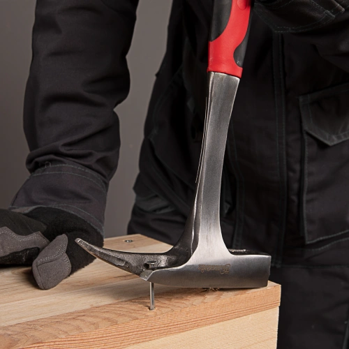 Молоток кровельщика, 600 г, цельнометаллический, двухкомпонентная рукоятка Matrix по ценам производителя в Екатеринбурге с доставкой по всей России