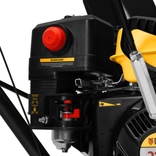 Бензиновая снегоуборочная машина SBM 610, 212 cc, ручной старт, фара Denzel по ценам производителя в Екатеринбурге с доставкой по всей России