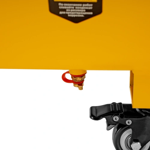 Компрессор безмасляный, малошумный  DLS 2250/100, 2250 Вт, 3x750, 100 л, 410 л/мин блок управления/ Denzel по ценам производителя в Екатеринбурге с доставкой по всей России