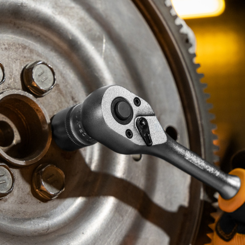 Ключ-трещотка 3/8", 90 зубьев, с быстрым сбросом, CrV Denzel по ценам производителя в Екатеринбурге с доставкой по всей России