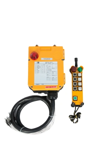 Комплект радиоуправления TOR F24-8S (380В, 8 кнопок) по ценам производителя в Екатеринбурге с доставкой по всей России