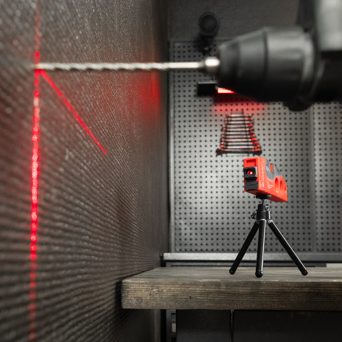 Лазерный уровень, 180 мм, 220 мм штатив, 4 глазка Matrix по ценам производителя в Екатеринбурге с доставкой по всей России