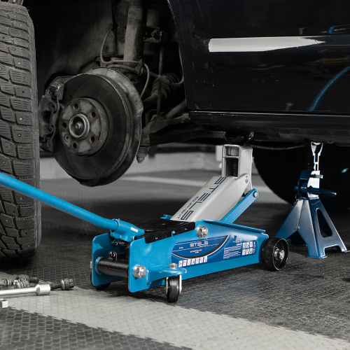 Домкрат гидравлический подкатной, высокий подъем, 3т, SUV, 190-535 мм, в кейсе Stels по ценам производителя в Екатеринбурге с доставкой по всей России