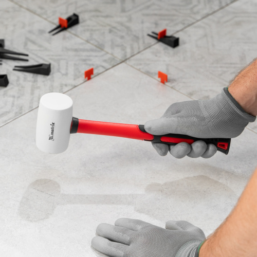 Киянка резиновая, 225 г, белая резина, фибергласовая рукоятка Matrix по ценам производителя в Екатеринбурге с доставкой по всей России