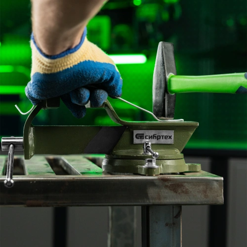 Тиски слесарные, 100 мм, стальные, поворотные Сибртех по ценам производителя в Екатеринбурге с доставкой по всей России