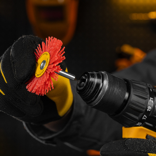 Щетка для дрели, 65 мм, Плоская, со шпилькой, нейлоновая щетина Denzel по ценам производителя в Екатеринбурге с доставкой по всей России