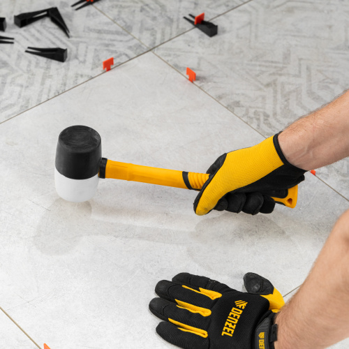 Киянка резиновая, 450 г, черно-белая, фибергласовая рукоятка c TPR покрытием Denzel по ценам производителя в Екатеринбурге с доставкой по всей России