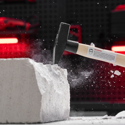 Молоток слесарный, 200 г, квадратный боек, деревянная рукоятка Matrix по ценам производителя в Екатеринбурге с доставкой по всей России