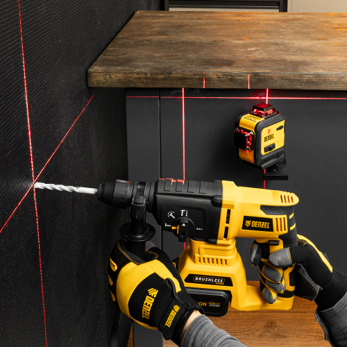 Лазерный уровень мультипризменный LX 360-3 Red, 30 м, 635 нм, аккумулятор Li 2800 мАч, резьба 5/8" Denzel по ценам производителя в Екатеринбурге с доставкой по всей России