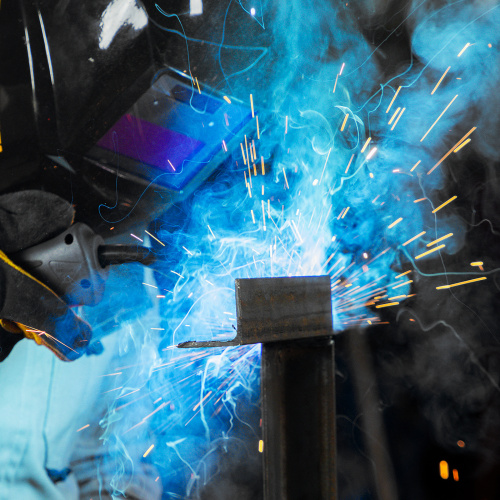 Аппарат инвертор. полуавтомат. cварки IMIG-200, 200 А, ПВ 60%, катушка 5 кг Denzel по ценам производителя в Екатеринбурге с доставкой по всей России