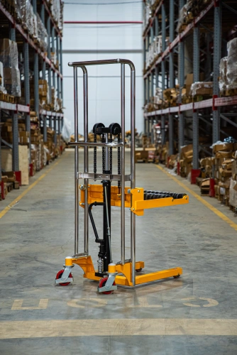 Штабелер гидравлический 0,4 т 1,5 м TOR PF4150R для рулонов по ценам производителя в Екатеринбурге с доставкой по всей России