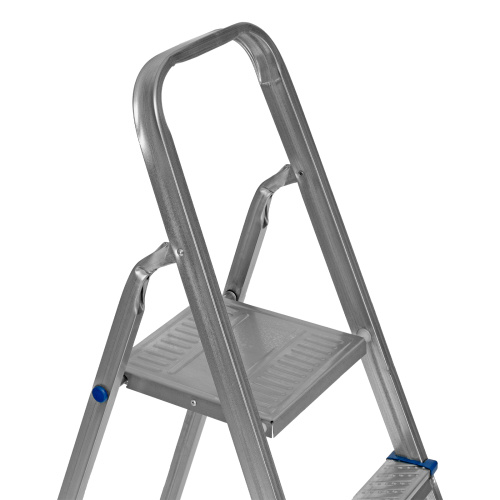 Стремянка, 6 ступеней, стальная, оцинкованная Сибртех по ценам производителя в Екатеринбурге с доставкой по всей России