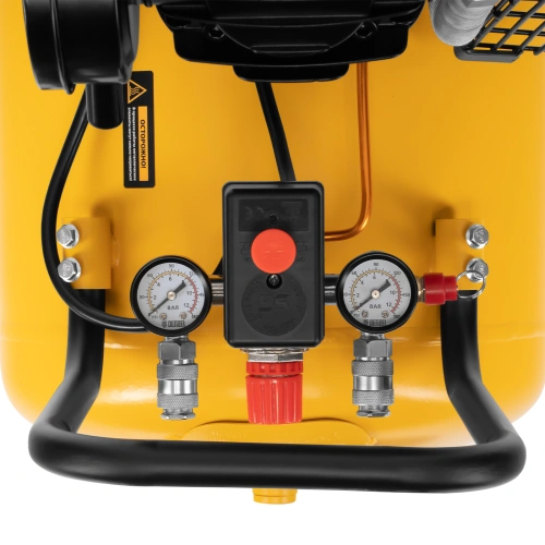 Компрессор воздушный BCV2200/100, ременный привод, 2.2 кВт, 100 литров, 370 л/мин Denzel по ценам производителя в Екатеринбурге с доставкой по всей России