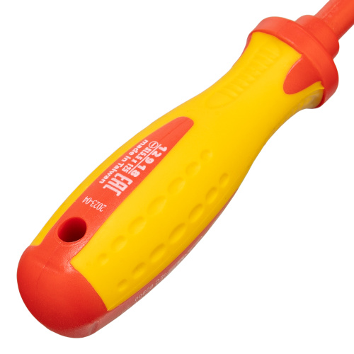 Набор диэлектрических отверток 7 шт, до 1000 В, пробник электрический до 250 В, двухкомпонентные рукоятки Matrix Professional по ценам производителя в Екатеринбурге с доставкой по всей России