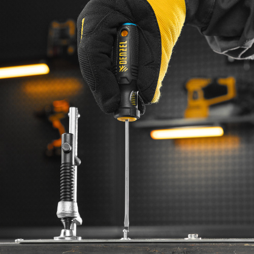 Отвертка, SL3х100 мм, S2, 3к рукоятка Denzel по ценам производителя в Екатеринбурге с доставкой по всей России