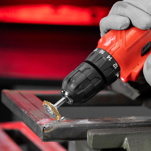 Щетка для дрели, 30 мм, плоская со шпилькой, латунированная витая проволока Matrix по ценам производителя в Екатеринбурге с доставкой по всей России