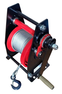 Лебедка ручная барабанная с тросом 750/1500кг  40м с храповым механизмом и полиспастом TOR ЛР