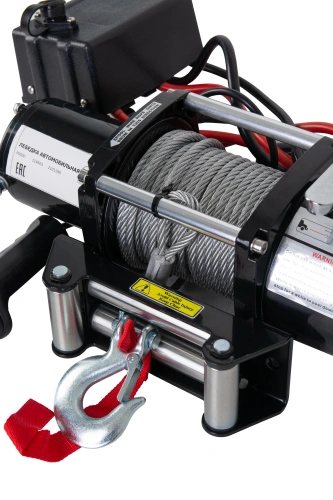 Лебедка (2720 кг/20 м) автомобильная TOR 12 V P6000 по ценам производителя в Екатеринбурге с доставкой по всей России