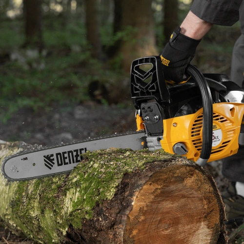 Пила цепная бензиновая DGS-4516, шина 40 см, 45 см3, 3 л.с, шаг 3/8, паз 1.3 мм, 57 звеньев Denzel по ценам производителя в Екатеринбурге с доставкой по всей России