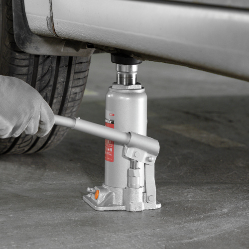 Домкрат гидравлический бутылочный, 6 т, h подъема 216-413 мм, в пластиковом кейсе Matrix по ценам производителя в Екатеринбурге с доставкой по всей России