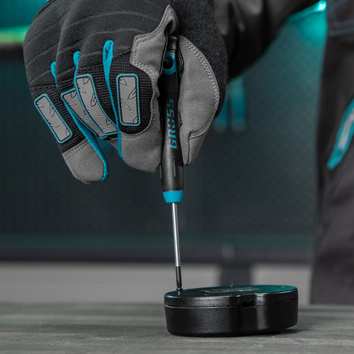 Набор отверток для точной механики, CrMo, двухкомпонентные рукоятки, 6 шт, пластиковый бокс Gross по ценам производителя в Екатеринбурге с доставкой по всей России