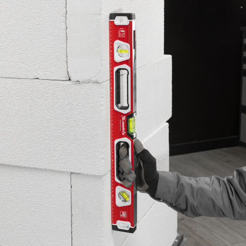 Уровень алюминиевый, магнит, фрезерованный, 3 глазка (1 зеркальный) двухкомпонентные рукоятки, 600 мм Matrix по ценам производителя в Екатеринбурге с доставкой по всей России