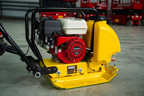 Виброплита 70 кг, 10,5кН (Honda) бак, коврик, колесный комплект TOR C-60T по ценам производителя в Екатеринбурге с доставкой по всей России