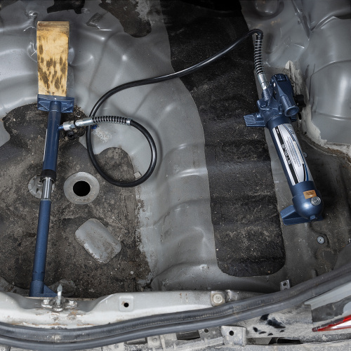 Растяжка гидравлическая, 4 т, набор из 17 предметов, 7 сменных насадок, в пластиковом кейсе Stels по ценам производителя в Екатеринбурге с доставкой по всей России