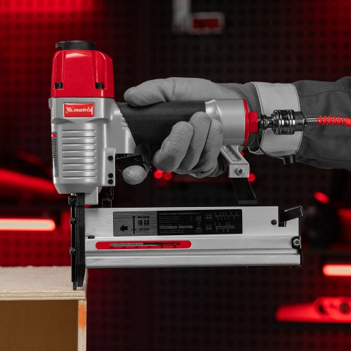 Нейлер-степлер пневматический 2 в 1, с регулировкой глубины забивания, гвозди 18GA, скобы 18GA Matrix по ценам производителя в Екатеринбурге с доставкой по всей России