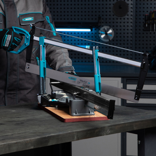 Стусло прецизионное, двухплоскостное, пила 600 мм, две прижимные струбцины, ограничительный упор Gross по ценам производителя в Екатеринбурге с доставкой по всей России