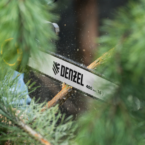 Пила цепная электрическая EDS-2000, 2 кВт,продольная, шина 40 см, шаг 3/8, паз 1.3 мм, 56 звеньев Denzel по ценам производителя в Екатеринбурге с доставкой по всей России