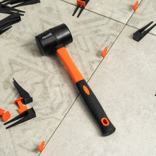 Киянка резиновая, 225 г, черная резина, фибергласовая рукоятка Sparta по ценам производителя в Екатеринбурге с доставкой по всей России