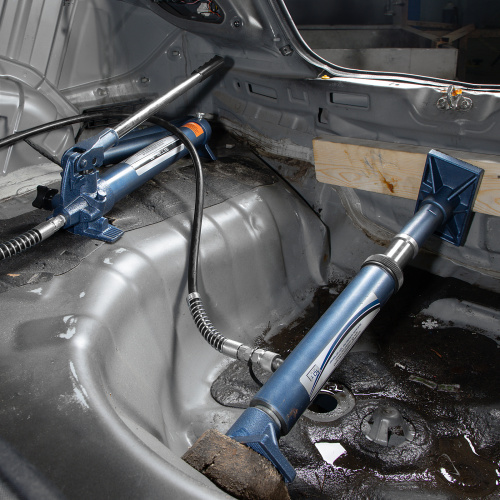 Растяжка гидравлическая, 10 т, набор из 17 предметов, 7 сменных насадок, в пластиковом кейсе Stels по ценам производителя в Екатеринбурге с доставкой по всей России