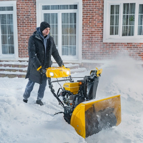 Бензиновая снегоуборочная машина SBL 711DT PRO, 420cc, гусеницы, эл.старт, блок. дифф. Denzel по ценам производителя в Екатеринбурге с доставкой по всей России