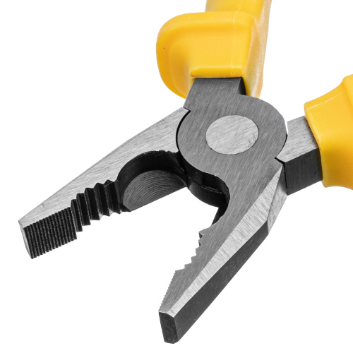 Плоскогубцы комбинированные Insulated, 200 мм, двухкомпонентные рукоятки Matrix Professional по ценам производителя в Екатеринбурге с доставкой по всей России