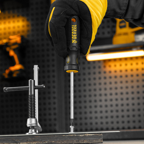 Набор отверток, 2 шт., PH+SL, S2, 3к рукоятка Denzel по ценам производителя в Екатеринбурге с доставкой по всей России