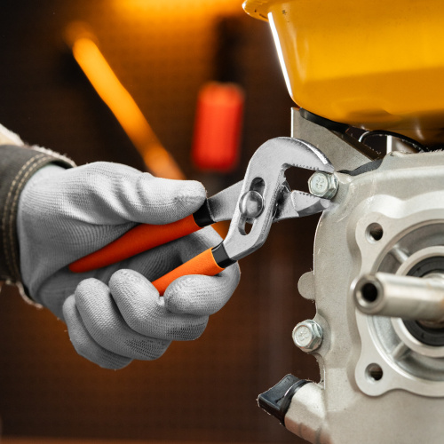 Набор губцевого инструмента №2, 3 предмета: плоскогубцы, бокорезы, клещи переставные Sparta по ценам производителя в Екатеринбурге с доставкой по всей России