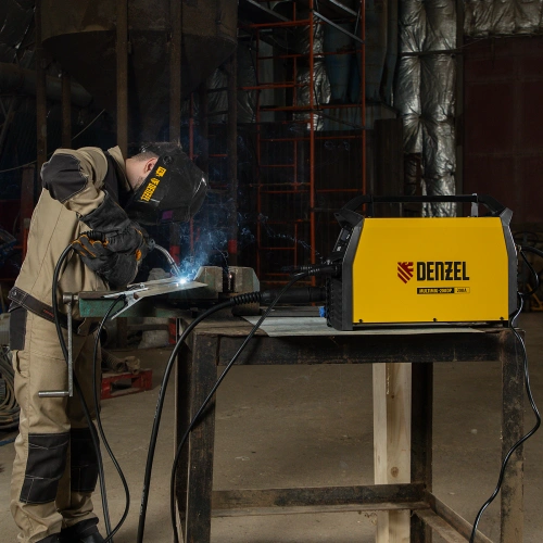 Аппарат инвертор. полуавтомат. сварки MultiMIG-200DP Synergy Double Pulse, 200 А, ПВ 80% Denzel по ценам производителя в Екатеринбурге с доставкой по всей России