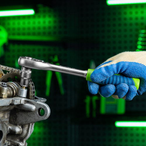 Ключ-трещотка 1/2", 45 зубьев, с быстрым сбросом, матовый хром Сибртех по ценам производителя в Екатеринбурге с доставкой по всей России