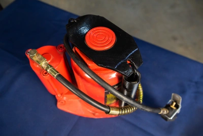 Домкрат пневмогидравлический TOR 35 т 250-400MM LT-D1035 по ценам производителя в Екатеринбурге с доставкой по всей России