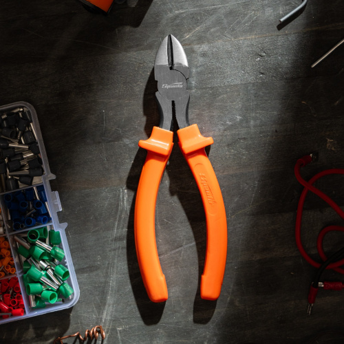 Бокорезы Classic, 160 мм, шлифованные, пластмассовые рукоятки Sparta по ценам производителя в Екатеринбурге с доставкой по всей России